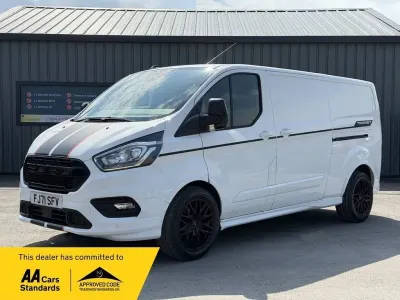 Usado Ford Transit Custom Sport 185 CV (136 kW) 2021 Blanco Van