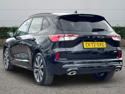 Second-hand Ford Kuga ST-Line X 190 CP (139 kW) 2023 Negru SUV