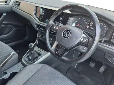 Begagnad VW Polo Match 80 HK (58 kW) 2021 Vit Halvkombi