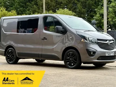 Used Vauxhall Vivaro Sportive 125 HP (91 kW) 2019 Grey MPV