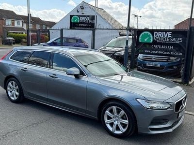 Used Volvo V90 Momentum 190 HP (139 kW) 2019 Grey Estate