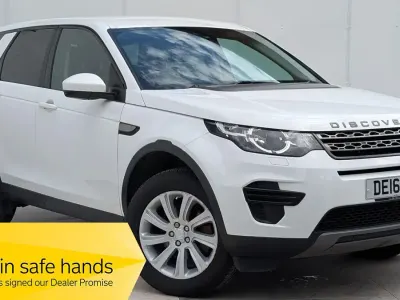 Używany Land Rover Discovery Sport SE 180 KM (132 kW) 2016 Biały SUV