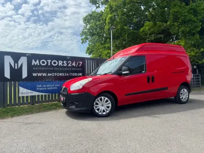 Used Fiat Doblò 2013 Red MPV