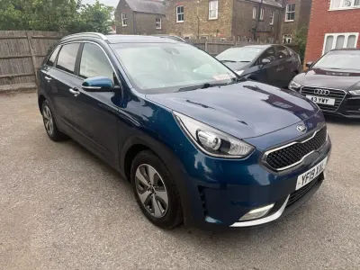Gebraucht Kia Niro 139 PS (102 kW) 2019 Blau SUV