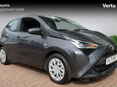 Used Toyota Aygo X-play 72 HP (52 kW) 2021 Decuma grey (metallic paint) Hatchback