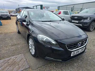 Used Volvo V40 SE Lux 115 HP (84 kW) 2014 Black Hatchback