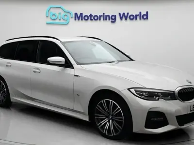 Used BMW 330e M Sport 292 HP (214 kW) 2022 White Estate