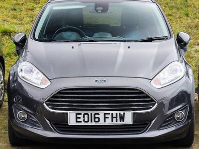 Used Ford Fiesta Titanium 95 HP (69 kW) 2016 Grey Hatchback