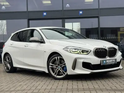 Usado BMW M135 Sport Line 306 CV (225 kW) 2021 Blanco Utilitario