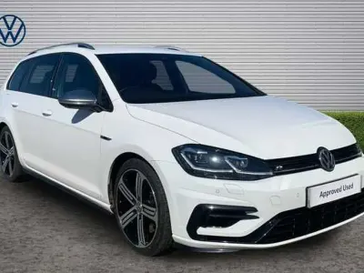 Używany VW Golf VII R 300 KM (220 kW) 2020 Biały Kombi