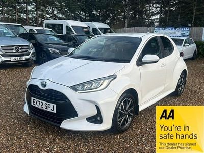 Used Toyota Yaris Hybrid Design 2022 White Hatchback