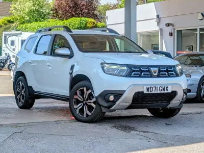 Used Dacia Duster Prestige 100 HP (73 kW) 2022 White SUV
