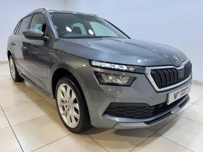 Begagnad Skoda Kamiq SE L 150 HK (110 kW) 2022 Grå SUV