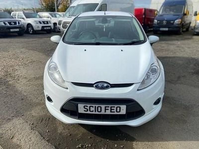 Used Ford Fiesta Sport 90 HP (66 kW) 2010 White Hatchback