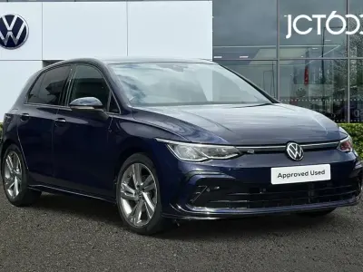 Used VW Golf VIII R-line 147 HP (108 kW) 2022 Blue Hatchback
