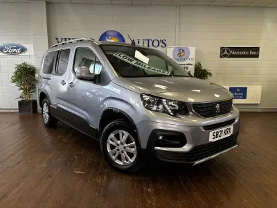 Usado Peugeot Rifter Allure 2021 Cinzento Monovolume