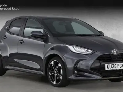 Used Toyota Yaris Hybrid 131 HP (96 kW) 2025 Decuma grey Hatchback