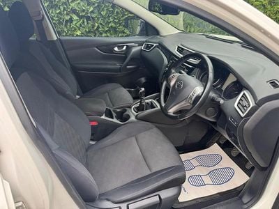 Used Nissan Qashqai N-TEC 163 HP (119 kW) 2015 White SUV
