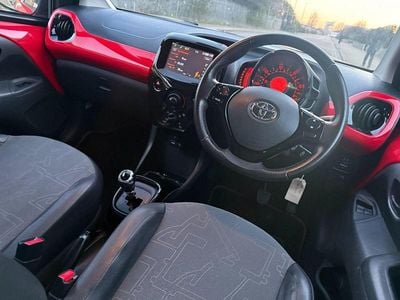 Red Used 2015 Toyota Aygo x-press Hatchback | £6,990 (Fair price)
