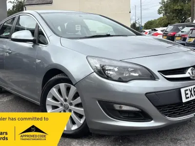 Used Vauxhall Astra S 108 HP (79 kW) 2013 Silver Hatchback