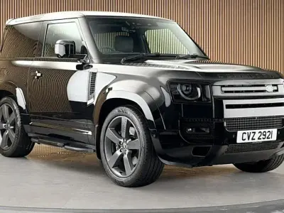 Used Land Rover Defender S 525 HP (386 kW) 2023 Santorini black SUV
