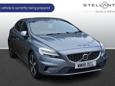 Used Volvo V40 R-Design 122 HP (89 kW) 2019 Hatchback