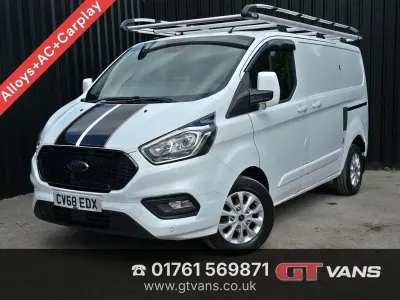 Used Ford Transit Custom Limited 130 HP (95 kW) 2018 White Van