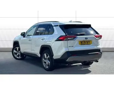 Used Toyota RAV4 Hybrid 214 HP (157 kW) 2019 White SUV