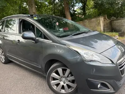 Used Peugeot 5008 Allure 115 HP (84 kW) 2014 Grey MPV