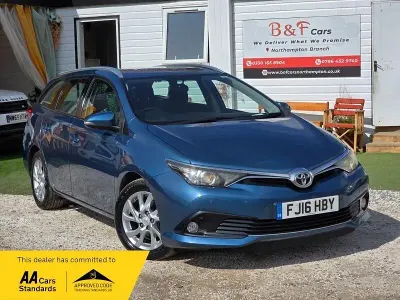 Used Toyota Auris Business Edition 2016 Blue Estate
