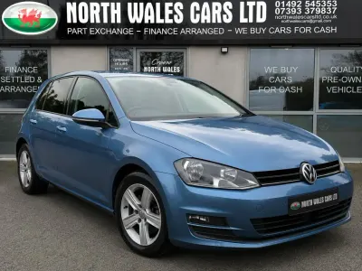 Used VW Golf VII Match 110 HP (80 kW) 2015 Blue Hatchback