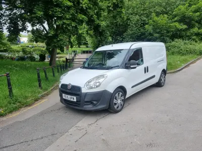Używany Fiat Doblò 2015 Biały Minivan