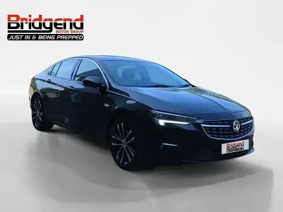 Used Vauxhall Insignia Design Edition 122 HP (89 kW) 2022 Black Hatchback