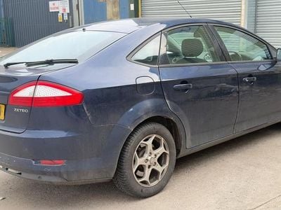 Begagnad Ford Mondeo Zetec 123 HK (90 kW) 2009 Blå Halvkombi