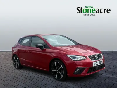 Begagnad Seat Ibiza FR Sport 110 HK (80 kW) 2023 Röd Halvkombi