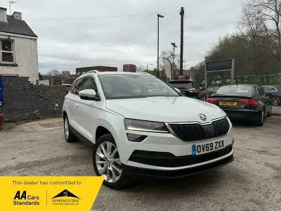 Used Skoda Karoq SE L 115 HP (84 kW) 2019 White SUV