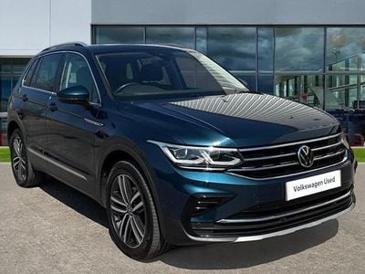 Używany VW Tiguan Elegance 150 KM (110 kW) 2021 Niebieski SUV