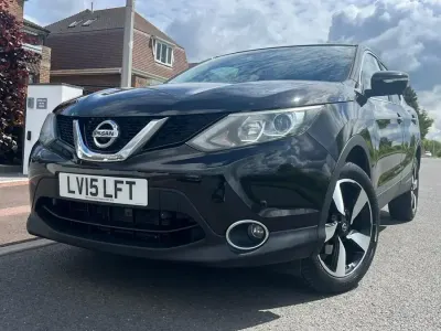 Used Nissan Qashqai N-TEC 115 HP (84 kW) 2015 Black SUV