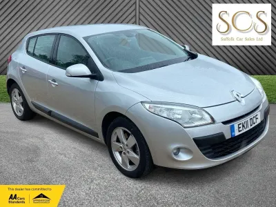 Used Renault Mégane III Dynamique 2011 Silver Hatchback