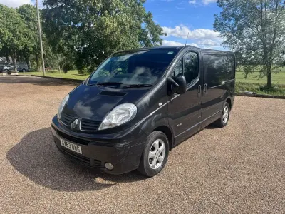 Used Renault Trafic 115 HP (84 kW) 2013 Black MPV