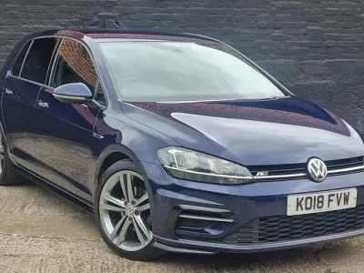 Used VW Golf VII R-line 150 HP (110 kW) 2019 Hatchback
