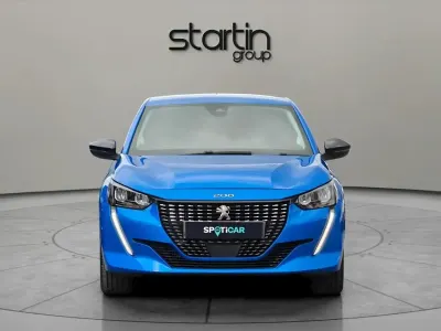 Second-hand Peugeot 208 Allure Premium 129 CP (94 kW) 2022 Albastru Hatchback