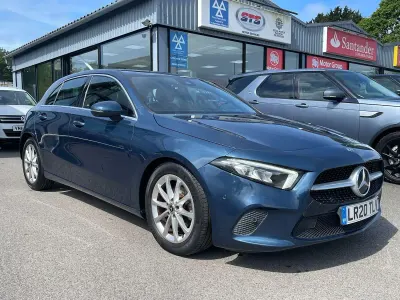 Used Mercedes A180 Executive 136 HP (100 kW) 2020 Blue Hatchback