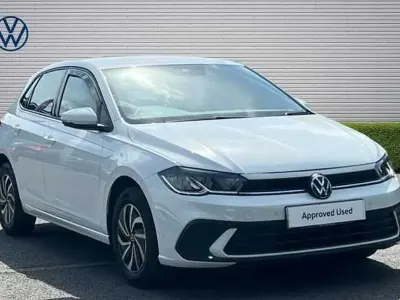 Used VW Polo Life 95 HP (69 kW) 2024 Pure white Hatchback