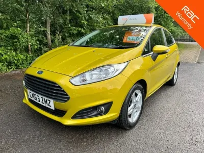 Used Ford Fiesta Zetec 125 HP (91 kW) 2013 Yellow Hatchback