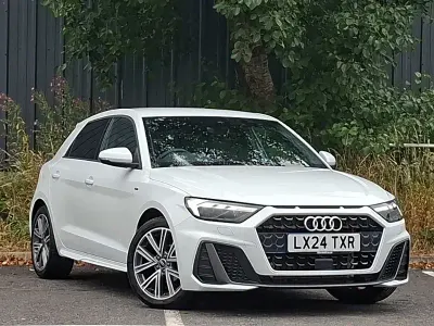 Used Audi A1 S-Line 95 HP (69 kW) 2024 White SUV