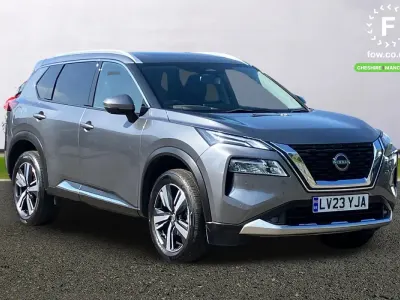 Usado Nissan X-Trail Tekna 163 HP (119 kW) 2023 Cinzento SUV