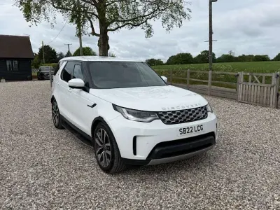 Used Land Rover Discovery SE 300 HP (220 kW) 2022 White SUV