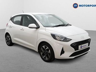 Used Hyundai i10 Advanced 79 HP (58 kW) 2025 White Hatchback