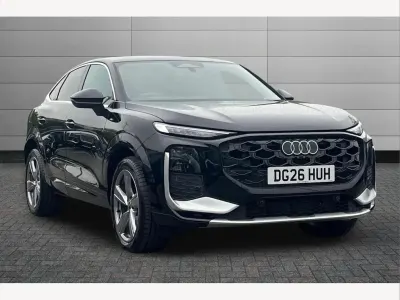 New Audi Q3 S-Line 150 HP (110 kW) 2026 Black SUV
